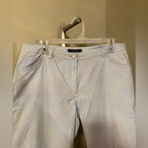 Jaeger Casual Light Capri Jeans